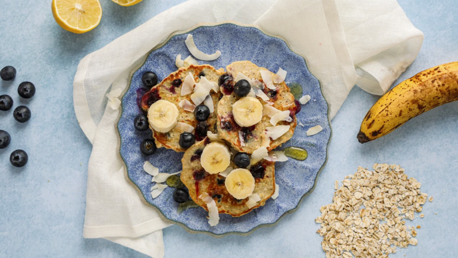 Protein-Pfannkuchen und Porridge