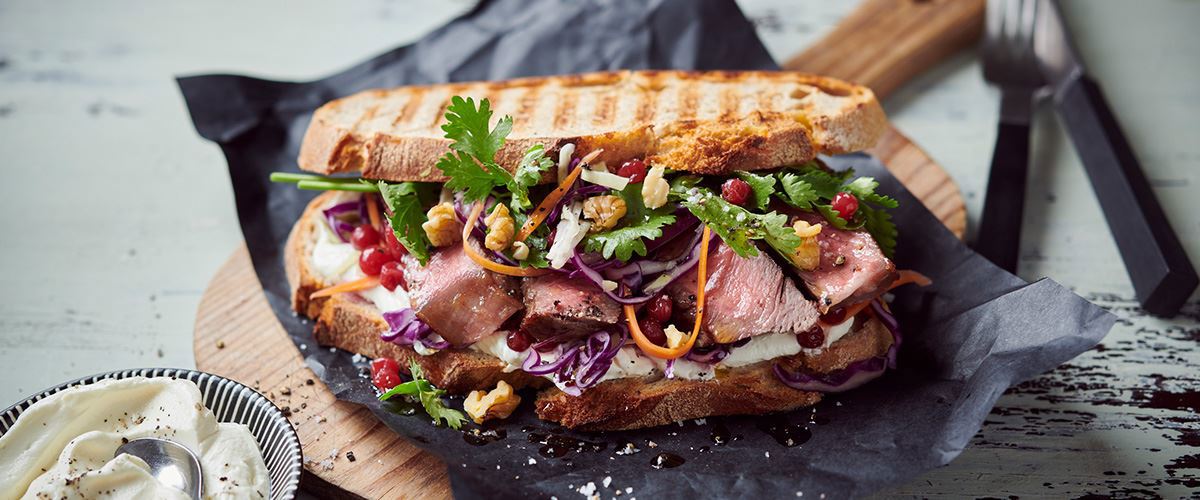 Dieser Sandwich-Genuss ist für jeden Steak-Fan ein Muss!