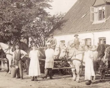 UNSERE GESCHICHTE